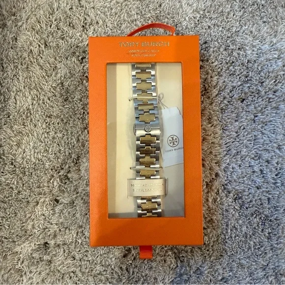 Tory Burch REVA APPLE WATCH BAND - Picture 6 of 6